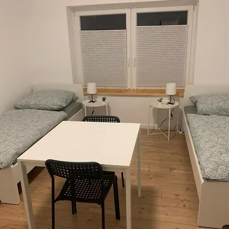 Modern 4-bedroom Near Hamburg Apartament *